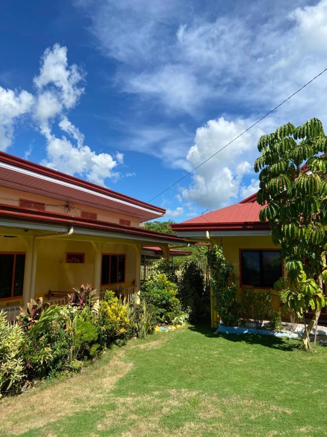 Uptown Guesthouse Siquijor Exterior foto