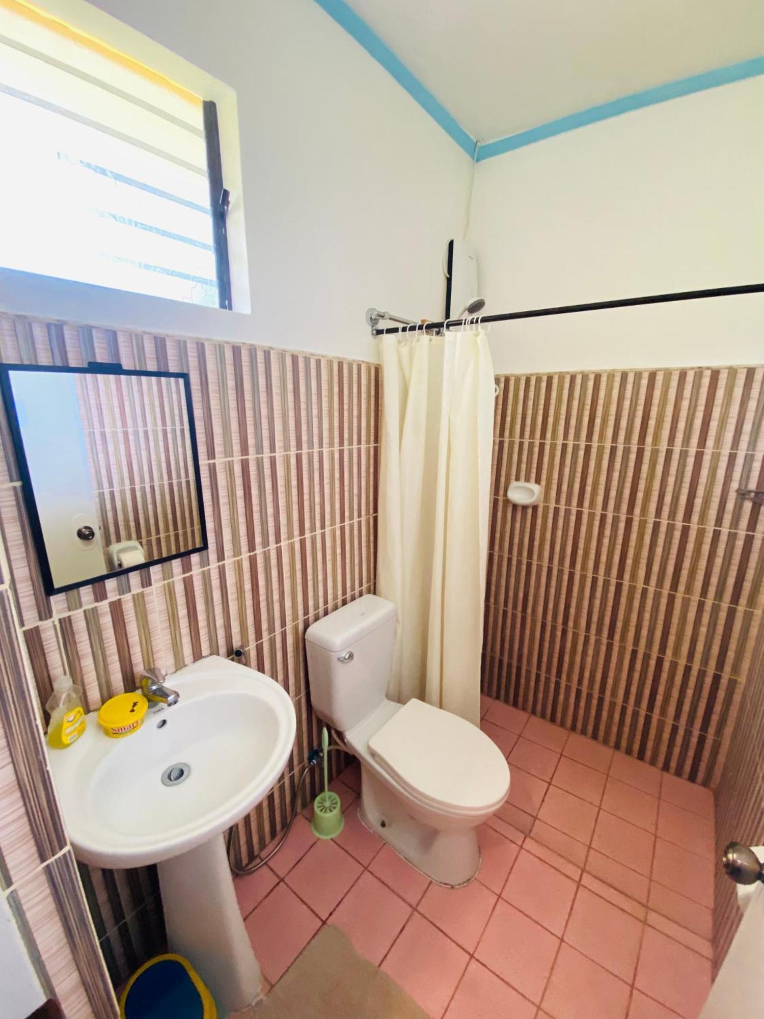 Uptown Guesthouse Siquijor Zimmer foto